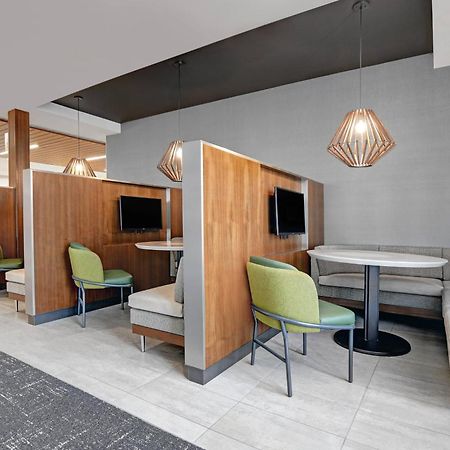 Courtyard By Marriott Manhattan Aggieville Eksteriør billede